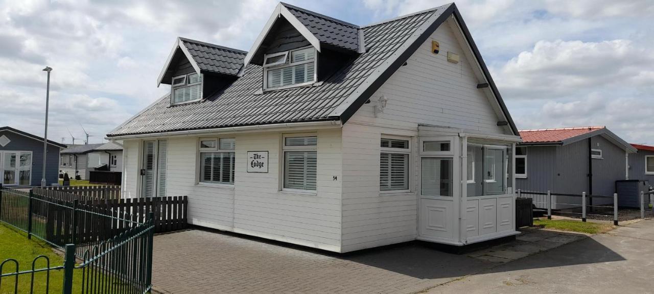 Stunning Two Storey Spacious Chalet Villa Bridlington Dış mekan fotoğraf